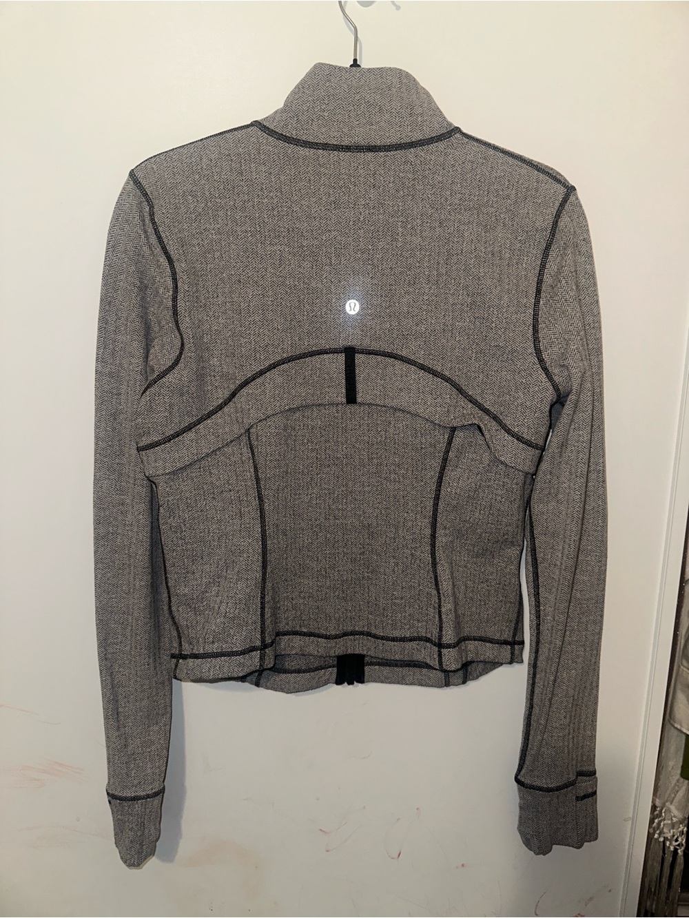Lululemon Athletica Herringbone grey Cropped Define Jacket - Picture 2 of 4